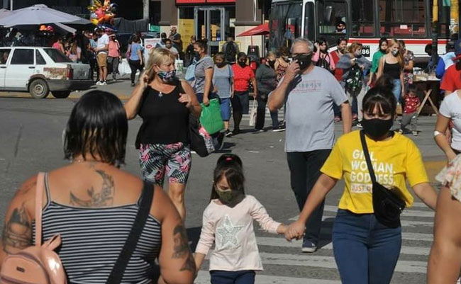 Son las mujeres que habitan en el conurbano precario las más afectadas por esta carencia de gestión del ordenamiento territorial que potencia las desigualdades socio-espaciales. Fuente: observatorioconurbano