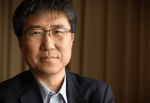 El economista surcoreano Ha-Joon Chang Ha Joon Chang, economista surcoreano y profesor en economía. Clarín